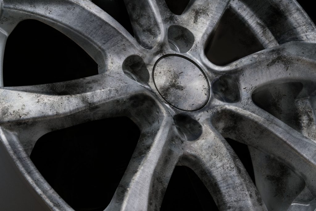 alloy wheel dirty with brake dust